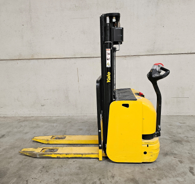 Yale MS12-AC 1200 kg stapelaar