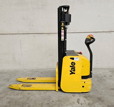 Yale MS12-4028 1200 kg stapelaar